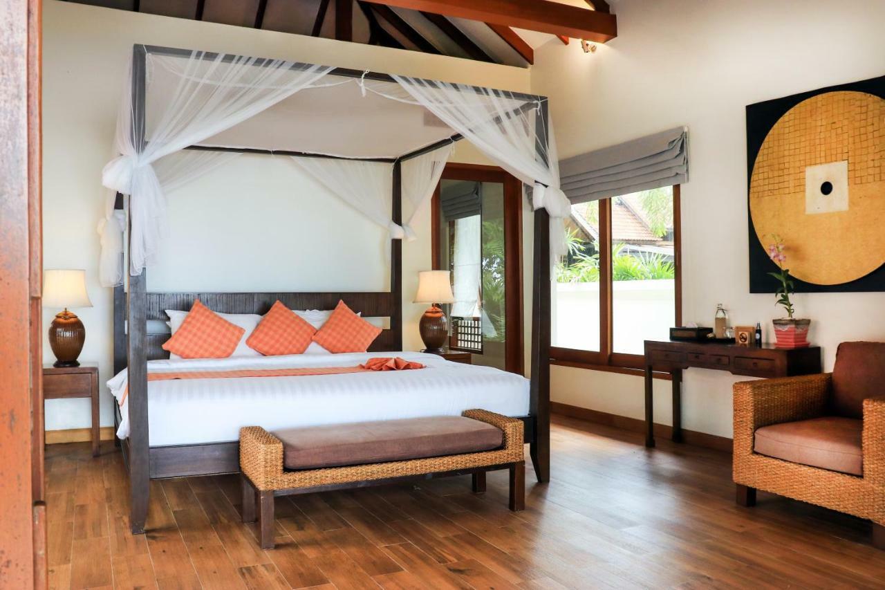 Baan Chao Lay Villa Lipa Noi Exteriör bild